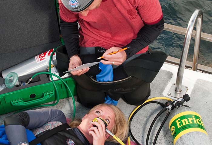 PADI Emergency Oxygen Provider